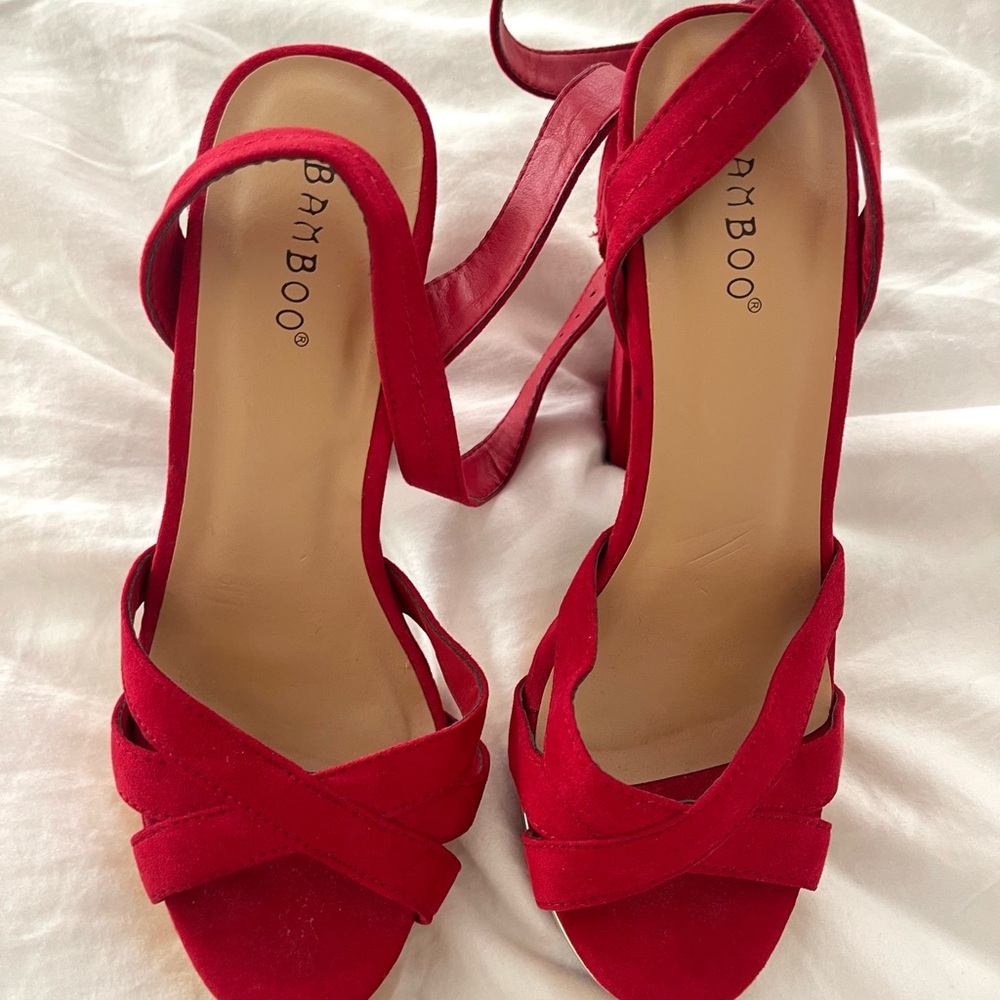 Red & Gold Heels❤️ - Picture 5 of 6
